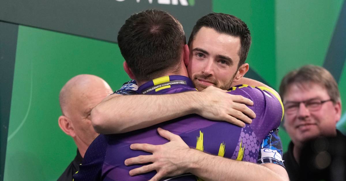 Prijzengeld WK darts Zoveel krijgt Luke Humphries bijgeschreven na