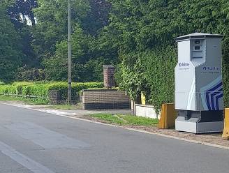Superflitspaal houdt de wacht langs de Koerspleinstraat in Sint-Amandsberg
