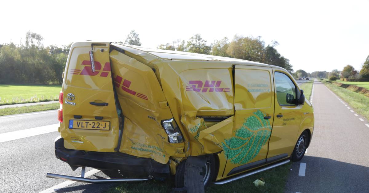 Gewonde en veel schade bij ongeluk op N344 bij Holten.