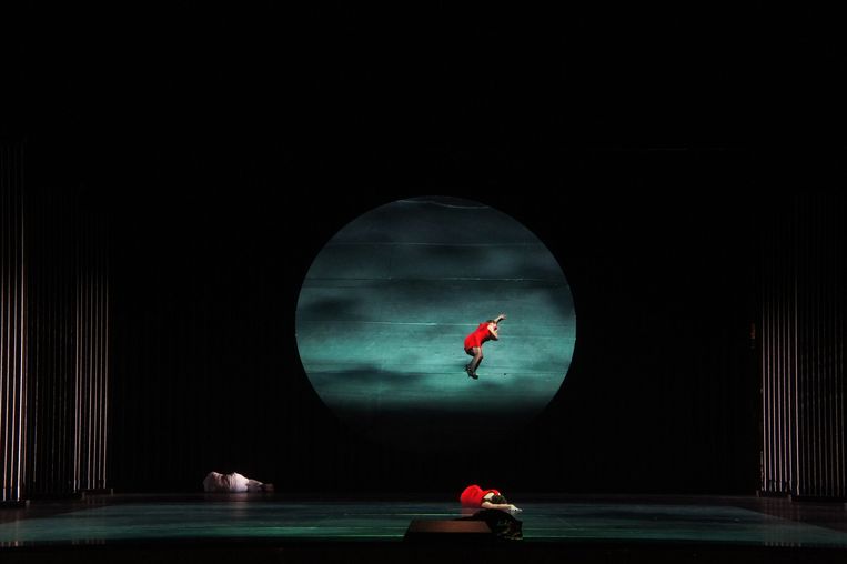 Tosca (2015) van Giacomo Puccini, een opera door Staatstheater Mainz. Beeld Thomas Rupert