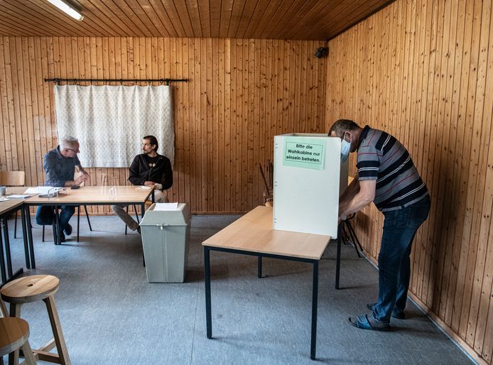 Het stembureau in het dropje Grafwegen.