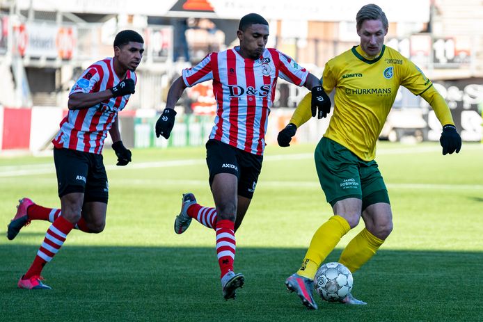 Duarte in duel met Polter.