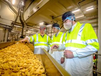 Chipsfabrikant Pepsico investeert 200 miljoen euro in uitbreiding: “Er rollen hier dagelijks 2 miljoen zakken chips van de band en dat is niet genoeg”
