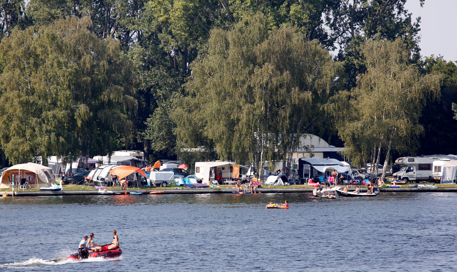 Marina Beacheigenaar Peter Gillis heeft na een jaar nog altijd geen