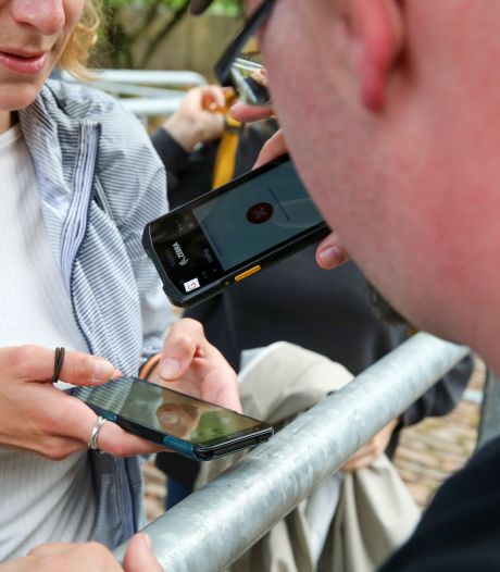 Élèves et enseignants dispensés de Covid Safe Ticket lors des activités extra-scolaires à Bruxelles
