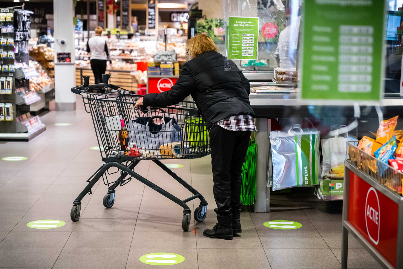 Plus En Coop Gaan Samen Verder En Willen De Concurrentie Aangaan Met