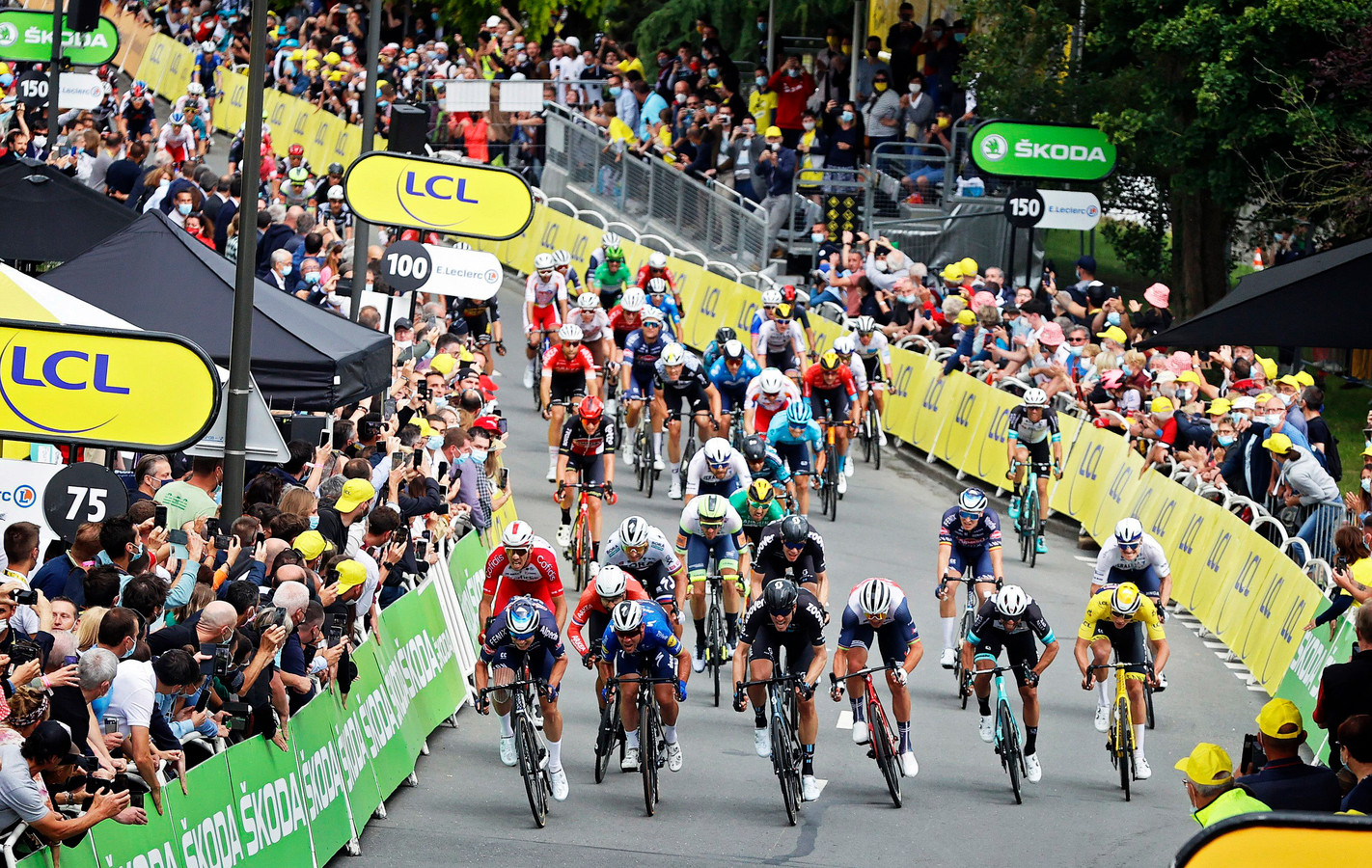 Dit staat de renners vandaag te wachten in de Tour langste etappe in twintig jaar Foto bd.nl