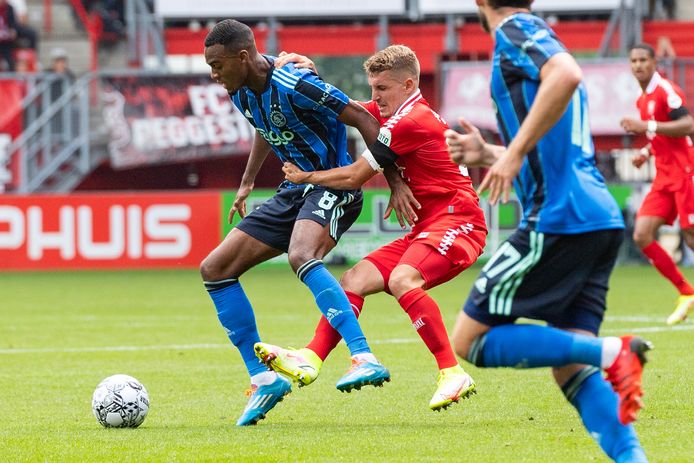 Nagalm Fc Twente Breng Unnerstall Niet In De Problemen Het Nieuwe Middenveld En Ziet Menig Het Gewoon Niet Fc Twente Tubantia Nl