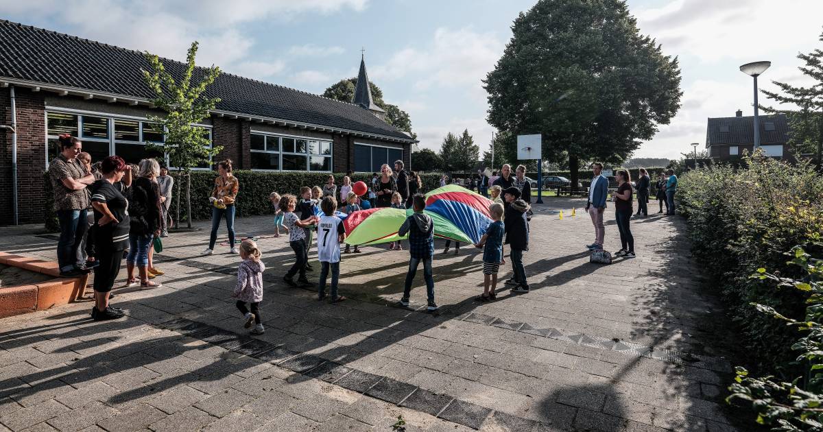 Voor een keer terug naar de Jonkersschool in Lathum: 'Positief terug in de tijd om herinneringen op 