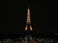 Lichten Eiffeltoren uit om vermoorde journalisten te herdenken