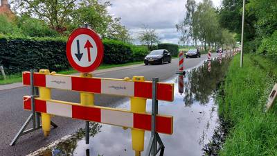 Vennen vol regenwater zorgen voor wateroverlast in Woensdrecht: ‘Wegen deels onbegaanbaar’