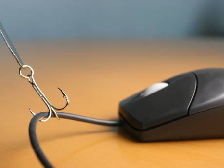 Amerikaanse topbank ontslaat medewerkers die met behulp van ‘muisverplaatser’ doen alsof ze werken