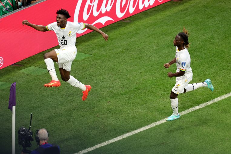 Mohammed Kudus viert zijn eerste goal tegen Zuid-Korea. Beeld ANP / EPA