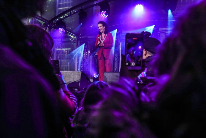 Burgemeester Femke Halsema in Weesp.