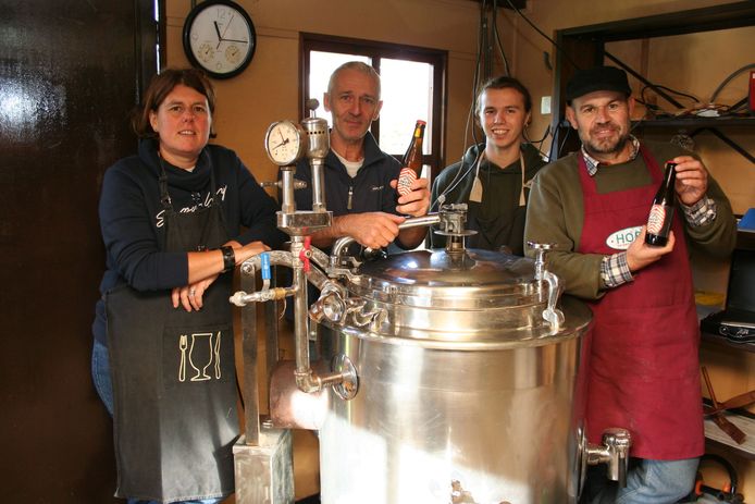 Het Moutgaarden Brewing Team (archief).