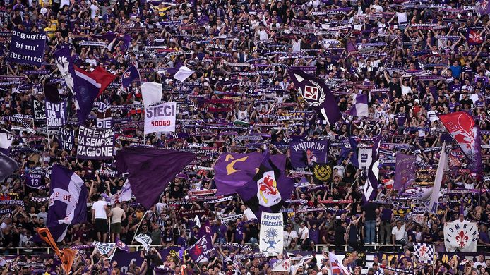 Fiorentina is een populaire club met bloedfanatieke aanhang.
