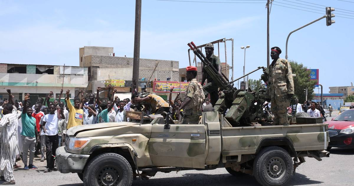 Sanguinosa lotta per il potere in Sudan: l’esercito sembra avere il sopravvento, la pausa umanitaria non viene rispettata |  All’estero