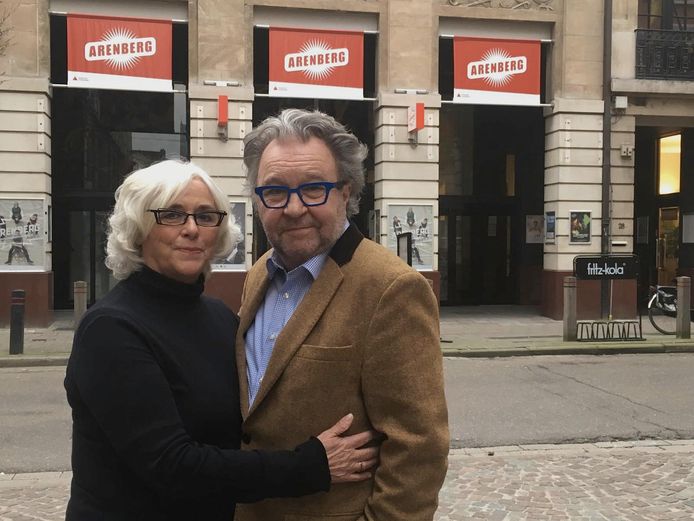 Nicole Laurent en Ruud De Ridder voor de Arenberg, de plek waar het Echt Antwaarps Teater in 2019 naar terugkeerde.