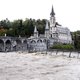 100-tal pelgrims geëvacueerd uit overstroomd Lourdes