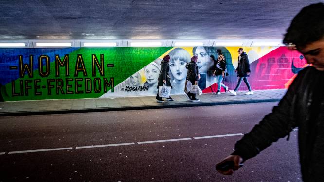 Muurschildering Kruisstraattunnel: symbool van solidariteit met vrouwen in Iran