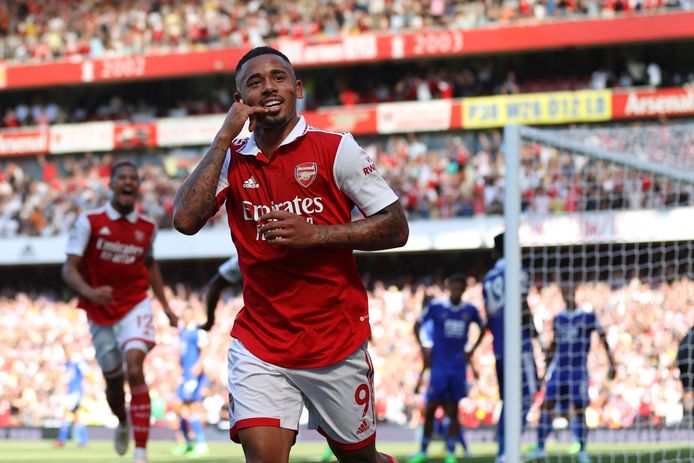 Arsenal's Brazilian striker Gabriel Jesus celebrates after scoring their second goal during the English Premier League football match between Arsenal and Leicester City at the Emirates Stadium in London on August 13, 2022. (Photo by ADRIAN DENNIS / AFP) / RESTRICTED TO EDITORIAL USE. No use with unauthorized audio, video, data, fixture lists, club/league logos or 'live' services. Online in-match use limited to 120 images. An additional 40 images may be used in extra time. No video emulation. Social media in-match use limited to 120 images. An additional 40 images may be used in extra time. No use in betting publications, games or single club/league/player publications. /