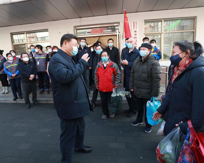 De leider bezocht ook een woonwijk in Peking.