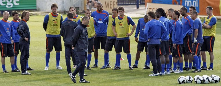 Bijna Helft Internationals Debuteerde Onder Van Basten Het Parool