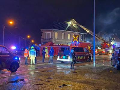 Un adolescent meurt dans l'incendie de sa maison à Bourg-Léopold