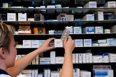 'Dwing fabrikant peperduur medicijn te verstrekken'