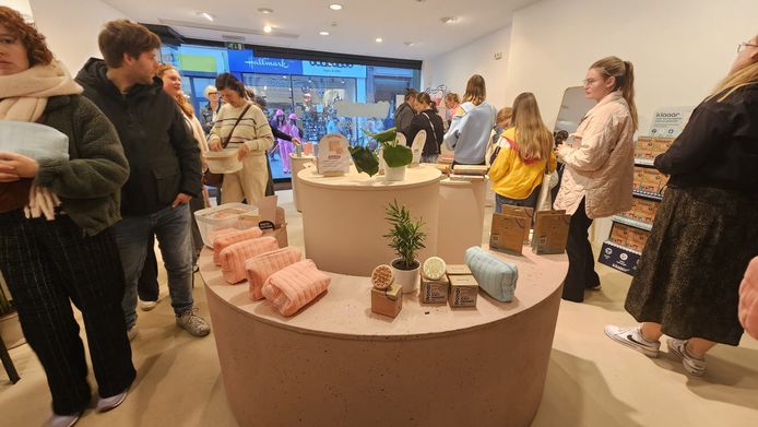NET OPEN. Verzorgingsmerk WONDR opent pop-up in Mechelen: “Onze ...