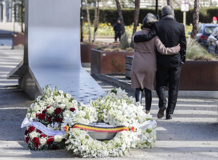Hommage aux victimes, place Schuman à Bruxelles, le 22 mars 2020
