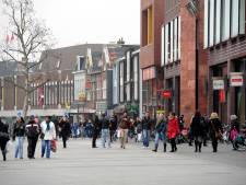 Winkeliers in Enschede roepen elkaar op zaterdag allemaal open te gaan: ‘Verwachten geen handhaving’ 