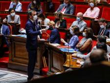 Pass vaccinal en France: le projet de loi validé après trois jours agités