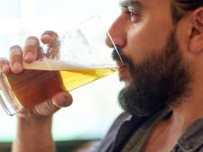 Krijgen mannen borsten van bier, of is dat een spookverhaal?