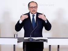 Lockdown voor ongevaccineerden in Oostenrijk: ‘Vaccinatiegraad is beschamend laag’