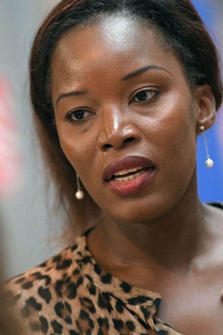 D’anciens collaborateurs de l’eurodéputée N-VA Assita Kanko se confient sur son “comportement de diva”: “Je devais porter son sac à main”