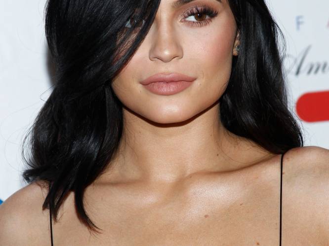 Kylie Jenner geeft voor het eerst commentaar op zwangerschapsroddels