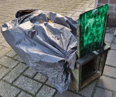Dierenpolitie doet bijzondere ontdekking in Astense achtertuin: kooi stond klaar ‘om katten te vange