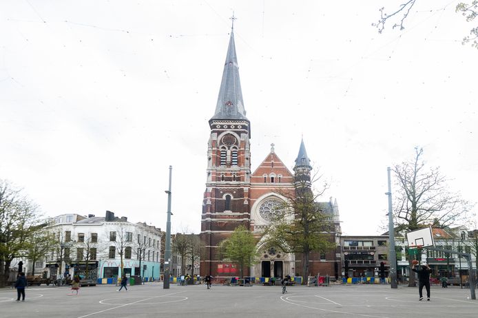 sint-norbertuskerk-op-dageraadplaats-wordt-gerestaureerd-antwerpen