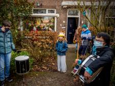 Hartverwarmend! Karlijn (8) krijgt optreden van tieners met beperking voor haar verjaardag  