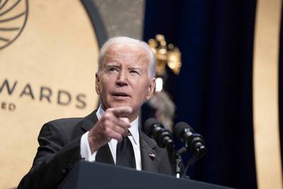 Joe Biden salue l’accord pour mettre fin à la grève des scénaristes d’Hollywood
