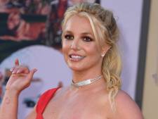 Ces deux étranges vidéos de Britney Spears en bikini inquiètent les fans: “Elle perd la tête”