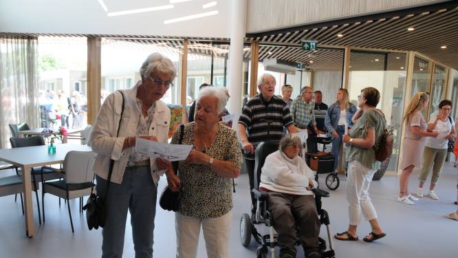 In de rij voor de ‘nieuwe Cornelia’ in Zierikzee: open dag Zierik7 trekt honderden mensen
