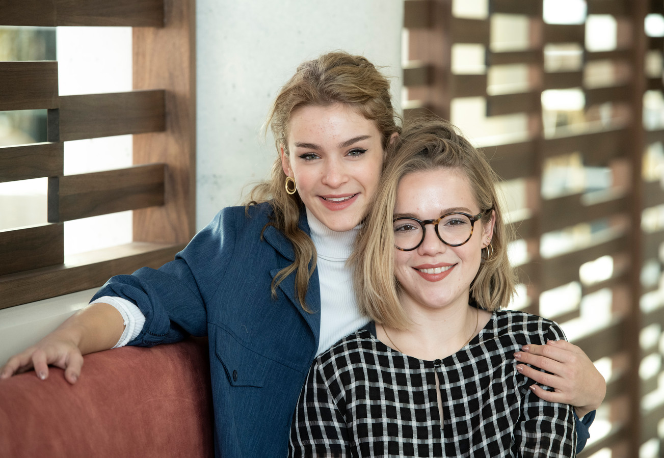 Zus Kaat is apetrots op actrice Pommelien Thijs “Sinds ze in ‘LikeMe’ speelt, weet ik dat ik