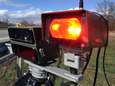 Flitspaal bekeurt herrie makende motorfietsen en auto's