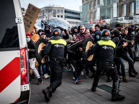 Politie: ‘Sta demonstraties voorlopig niet meer toe’