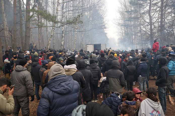 Aan de grens tussen Wit-Rusland en Polen speelt zich momenteel een ernstige migratiecrisis af.