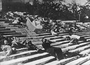De beroemde scene met de kinderwagen uit de film Pantserkruiser Potemkin (1925).
