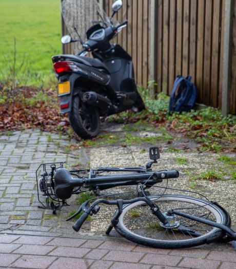 Voorwiel van fiets breekt af bij ongeval in Rucphen