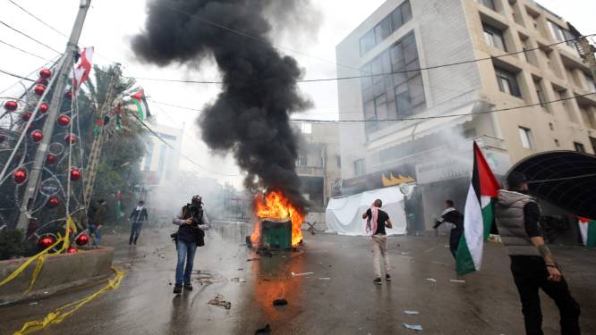 Traangas tegen manifestanten voor Amerikaanse ambassade in Libanon